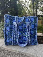 Bags & Travel – Hand-Printed Recycled Cotton Tote Bag (Lotus Lake)