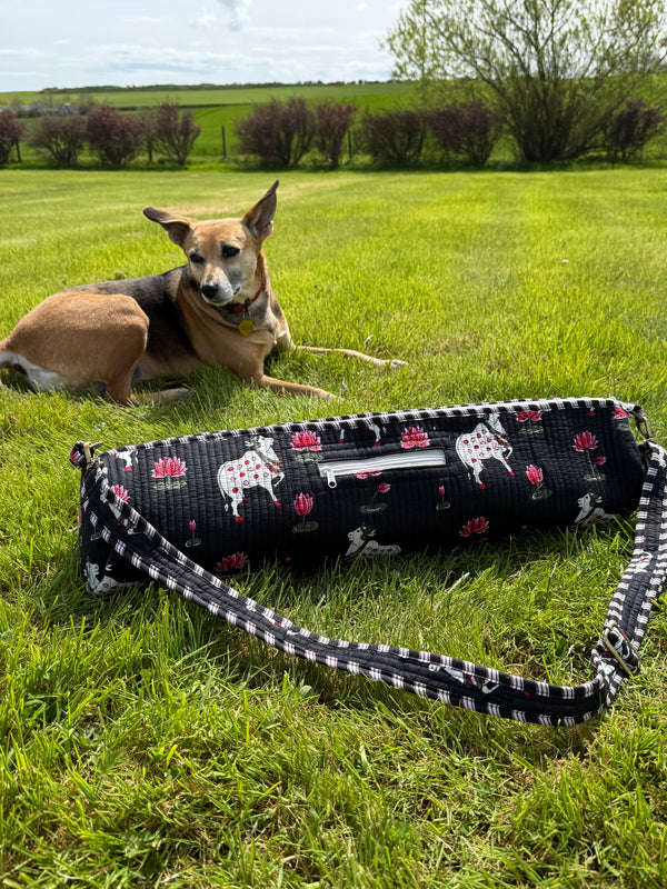 Wellness & Yoga – Hand-Printed Recycled Cotton Yoga Bag (Midnight Lotus)