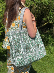 Bags & Travel – Hand-Printed Recycled Cotton Tote Bag (Kerala Kaanan)