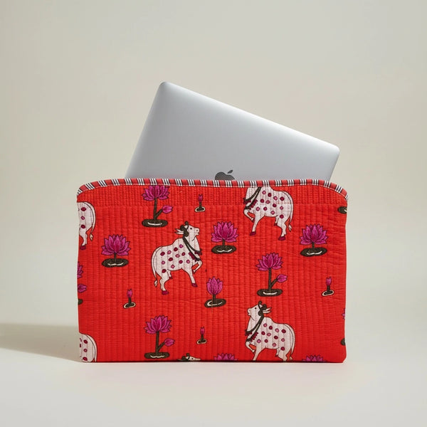 Tech & Lifestyle – Hand-Printed Recycled Cotton Laptop Covers (Kamala Lotus)